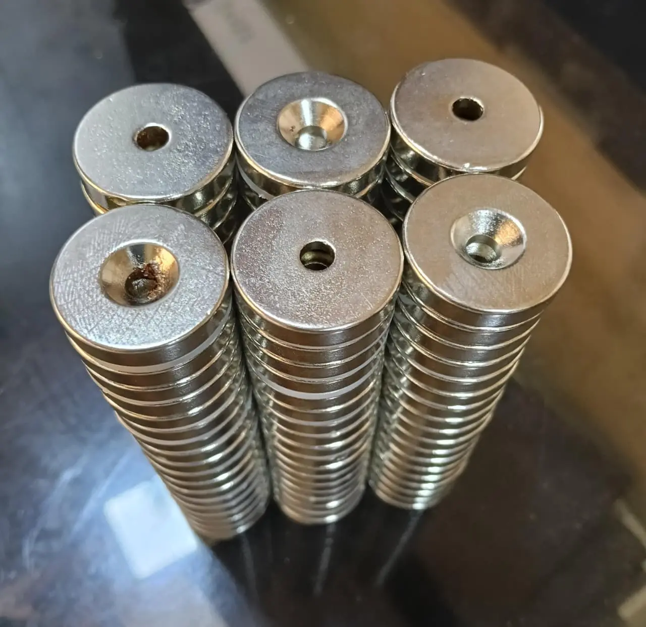 Permanent Suspension Magnet