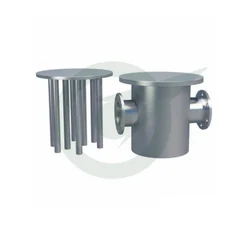 Liquid Line Magnetic Trap