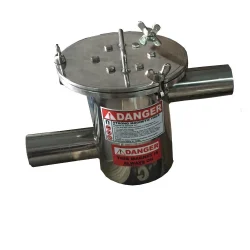 Magnetic Liquid Trap